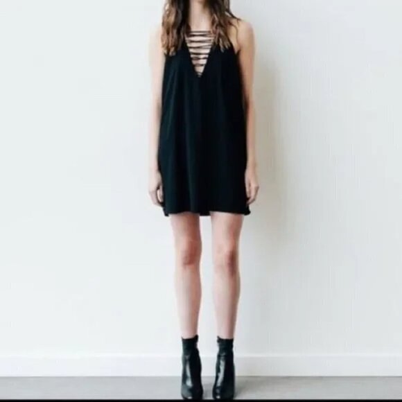 Brunette The Label Helena Dress - Picture 6 of 10